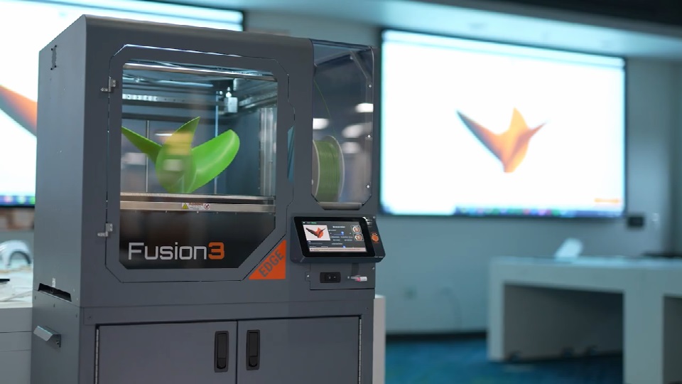 [视频] Fusion3 EDGE 3D打印机：卓越的高速 3D 打印质量